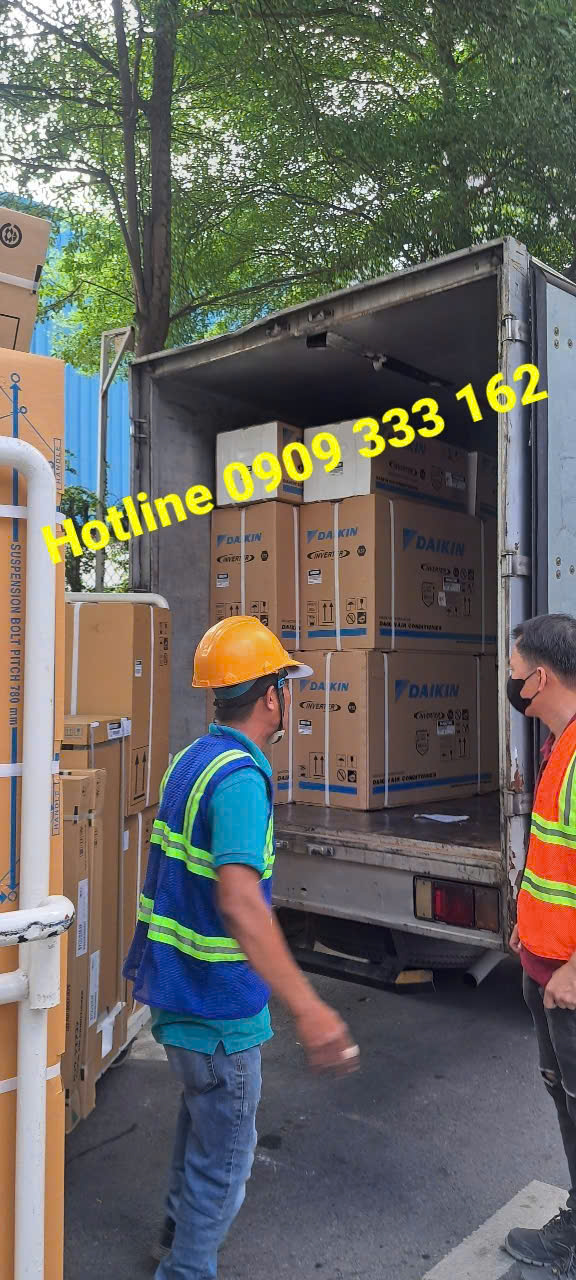 Đơn hàng giao máy lạnh cho khách tại Bình Dương